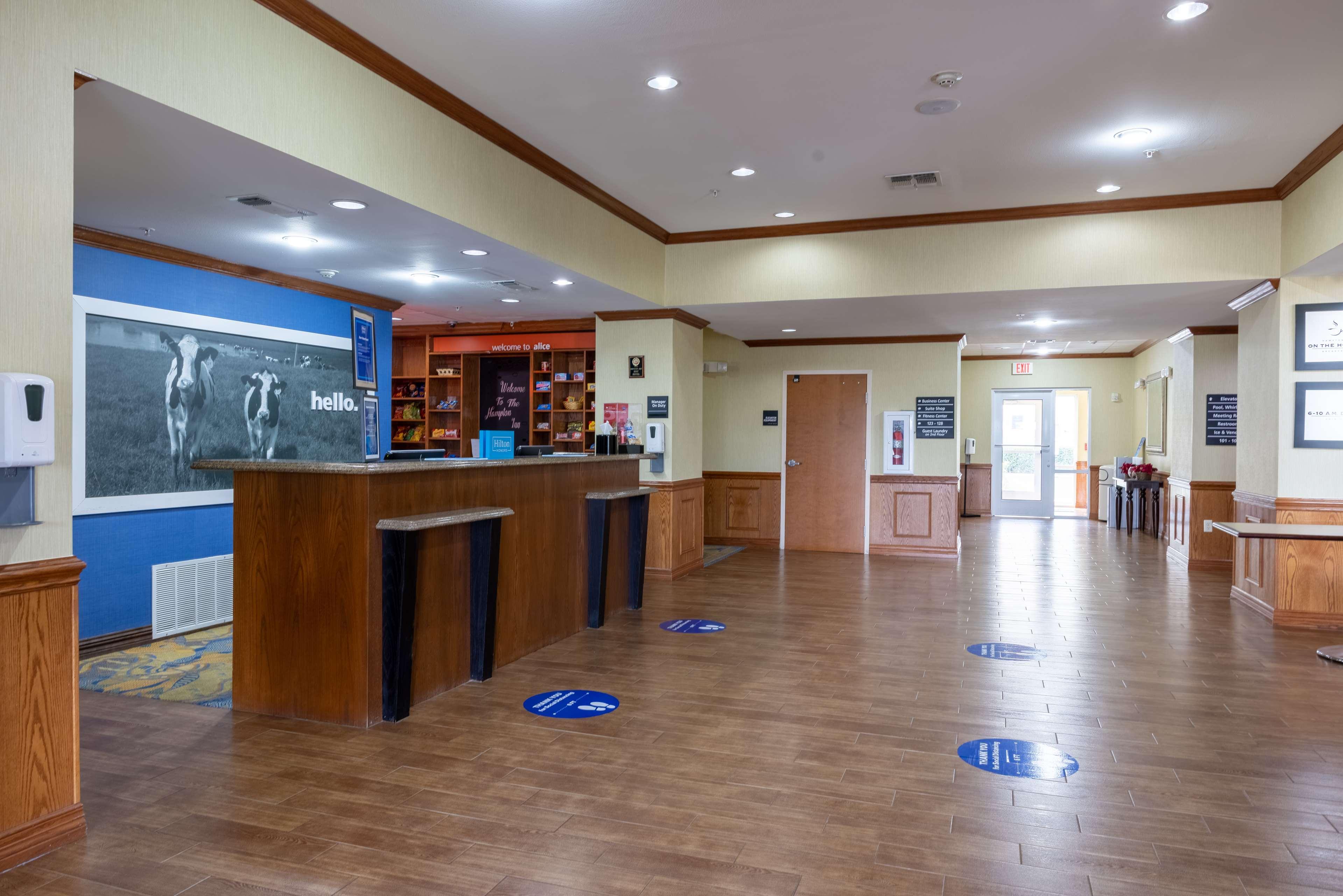 Hampton Inn Alice Exteriör bild