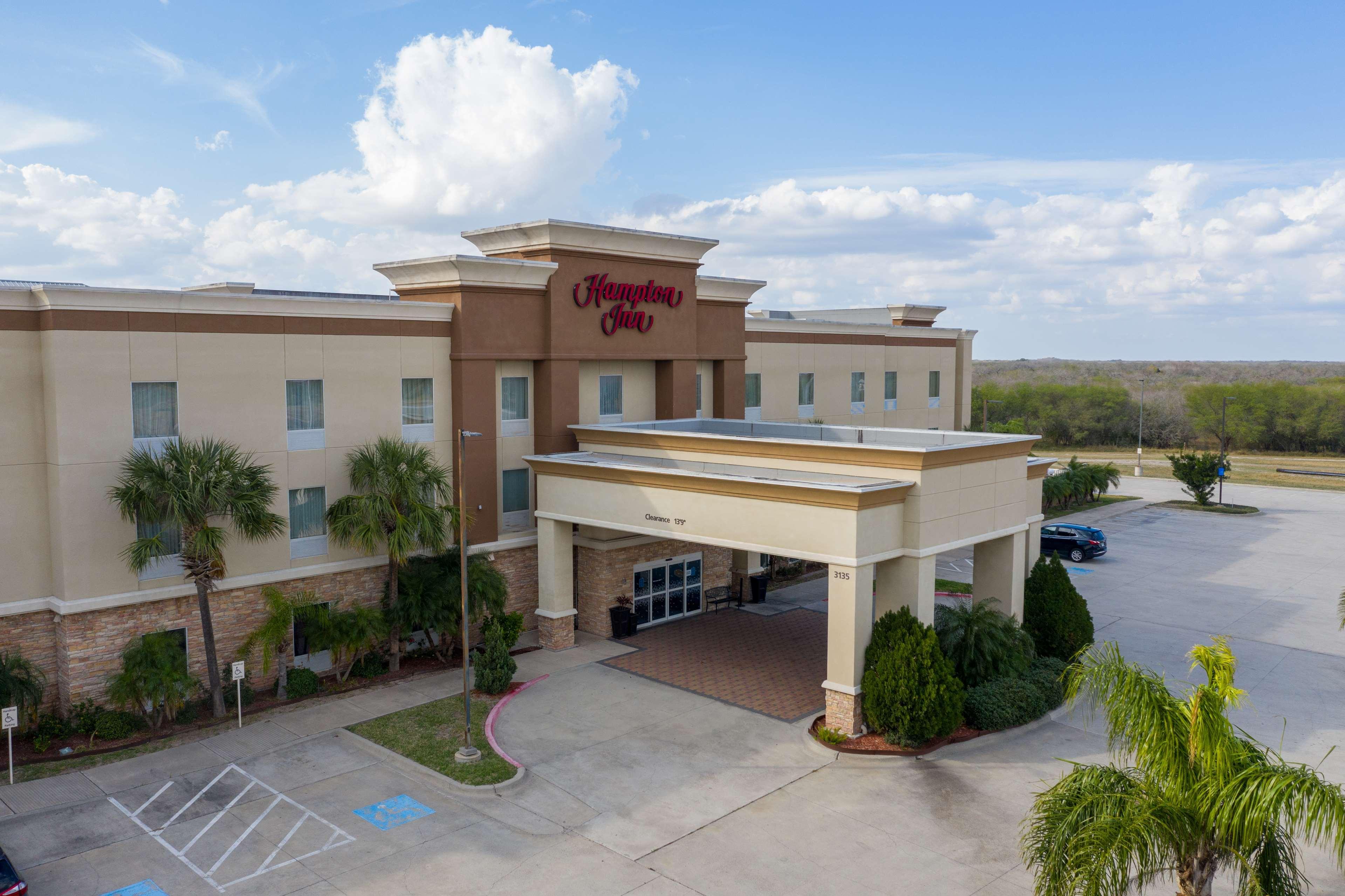 Hampton Inn Alice Exteriör bild